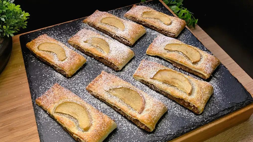 Apfel-Walnuss-Stangen aus Blätterteig mit Zimt
