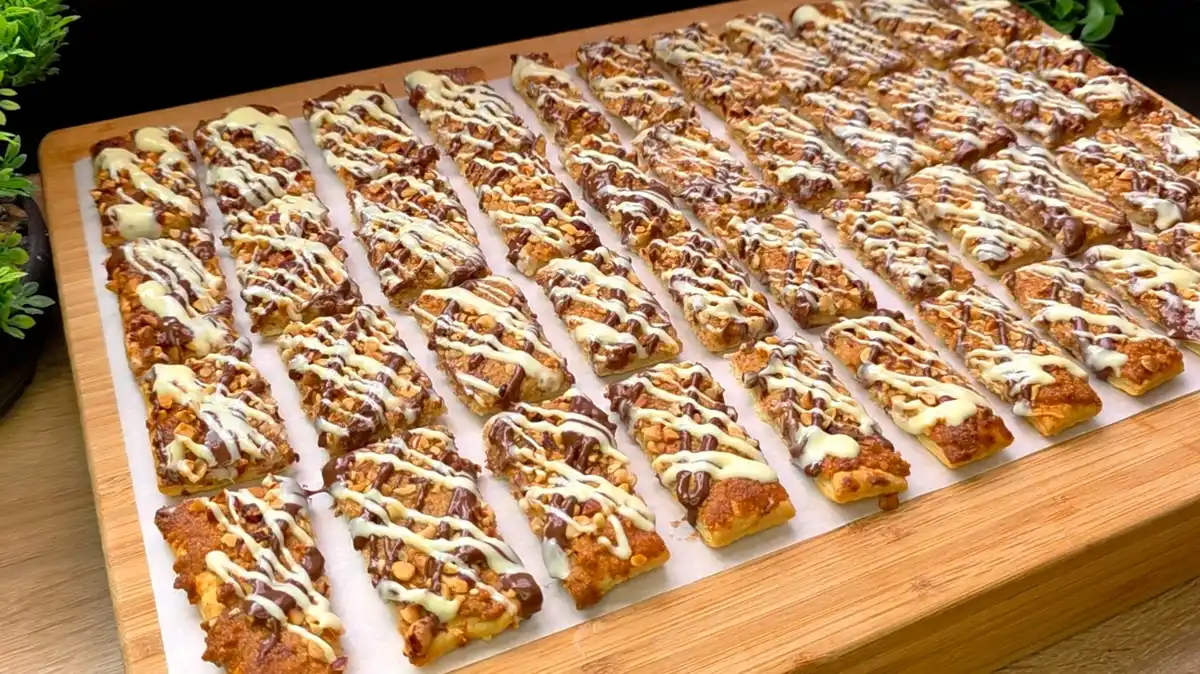 Schoko-Walnuss-Plätzchen mit weißer und Milchschokolade